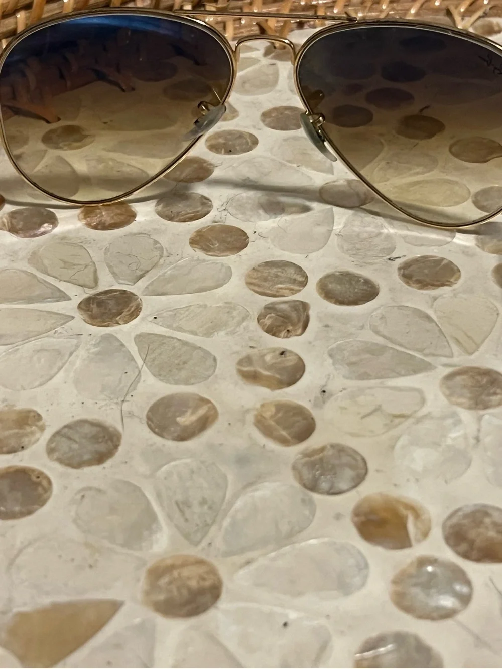 Ray-Ban Men’s Aviator Gold Frame Sunglasses